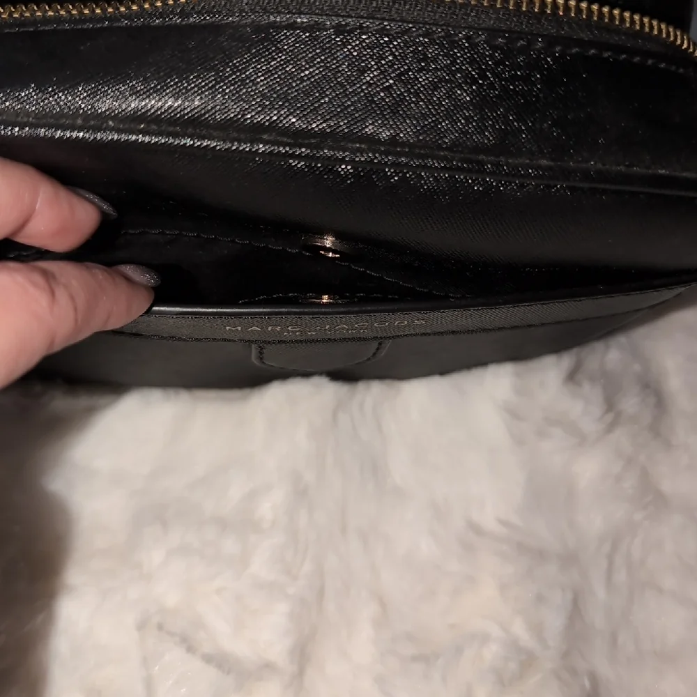 Marc Jacobs Liaison Black Crossbody Bag - Picture 9 of 9